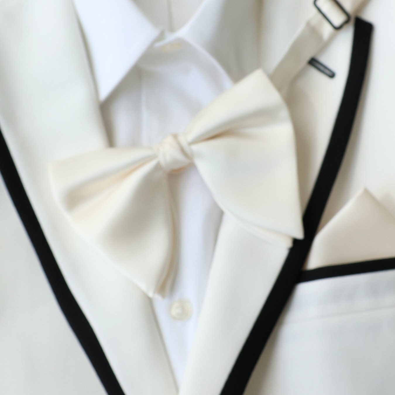 BOW-TIE ボウタイ Oversized Ivory Satin Men's Bow Tie | Cream BowTie for Men | Ivory