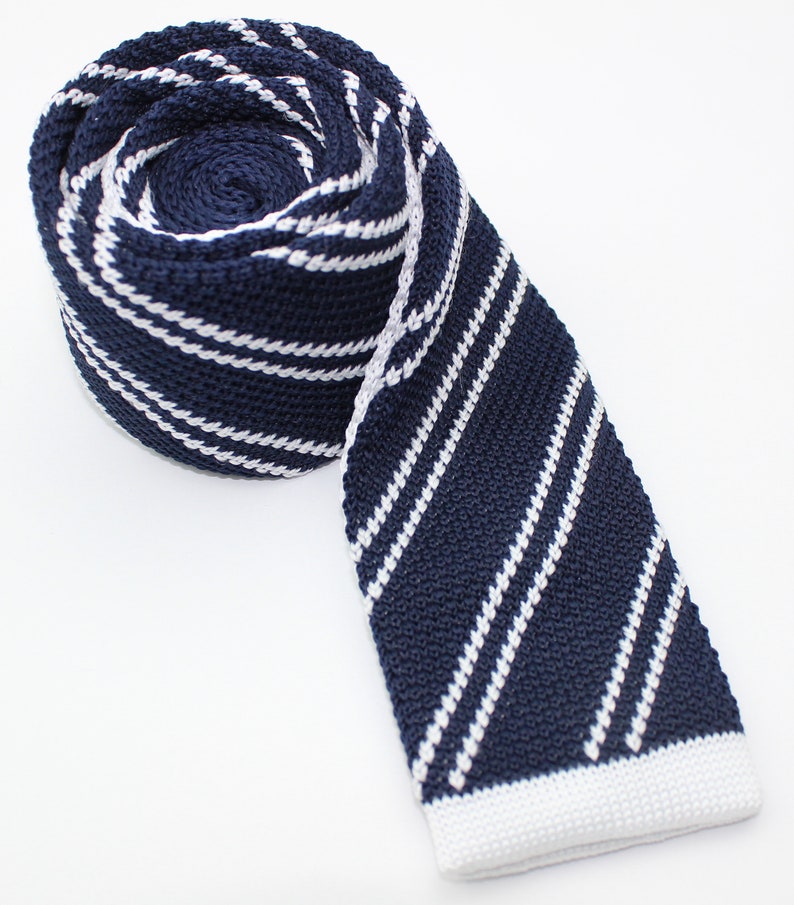 Groomsman Grooms Navy Dark Blue /& White Stripe Men/'s Skinny Knitted Tie Necktie