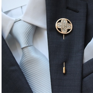 Rhinestone Circle Gold Plated Men's Suit Lapel Brooch | Boutonneire | Suit Pin | Mens Brooch | Suit Accessories | Lapel Pin for Tuxedo