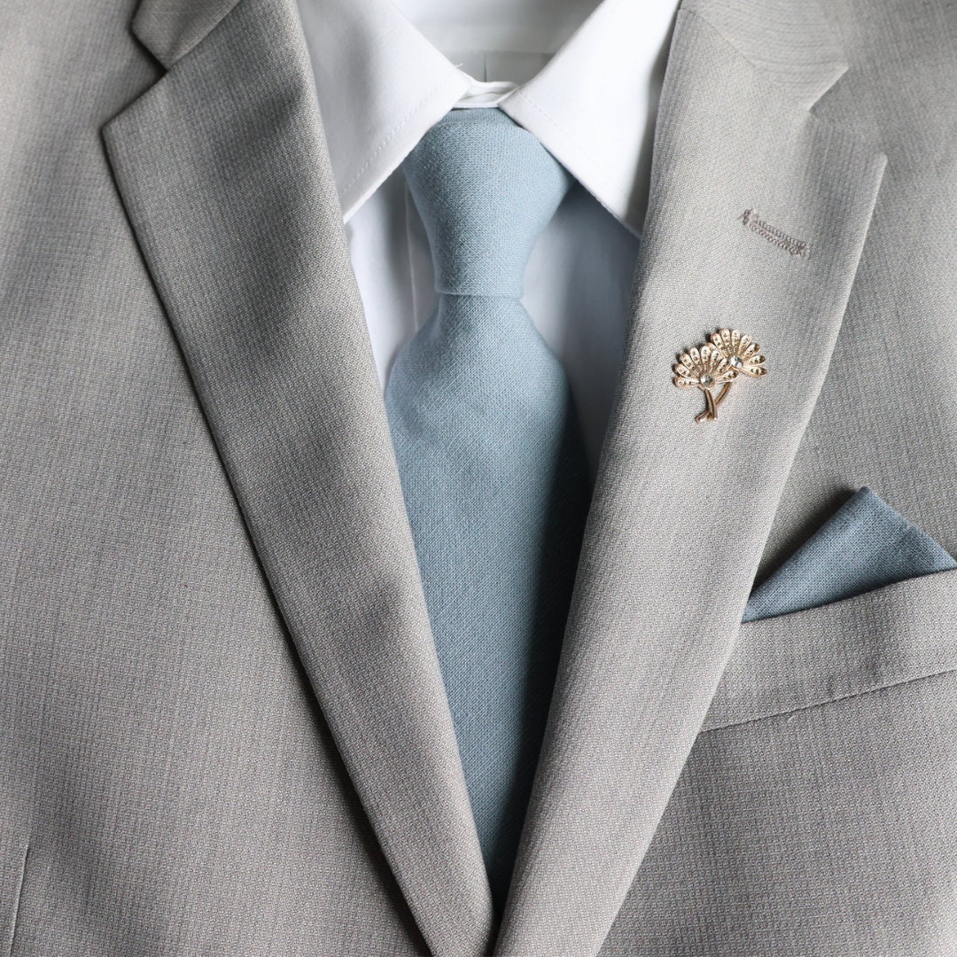 dusty blue tie