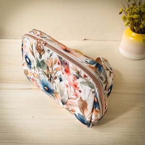 Sac bandoulière en toile d'extérieur hydrofuge Sac bandoulière femme bohème chic Motif floral beige Sac femme Wildflower robuste image 9