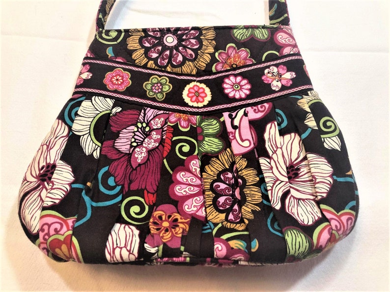 Vera Bradley Retired Pattern Mod Floral Pink Small Handbag Etsy