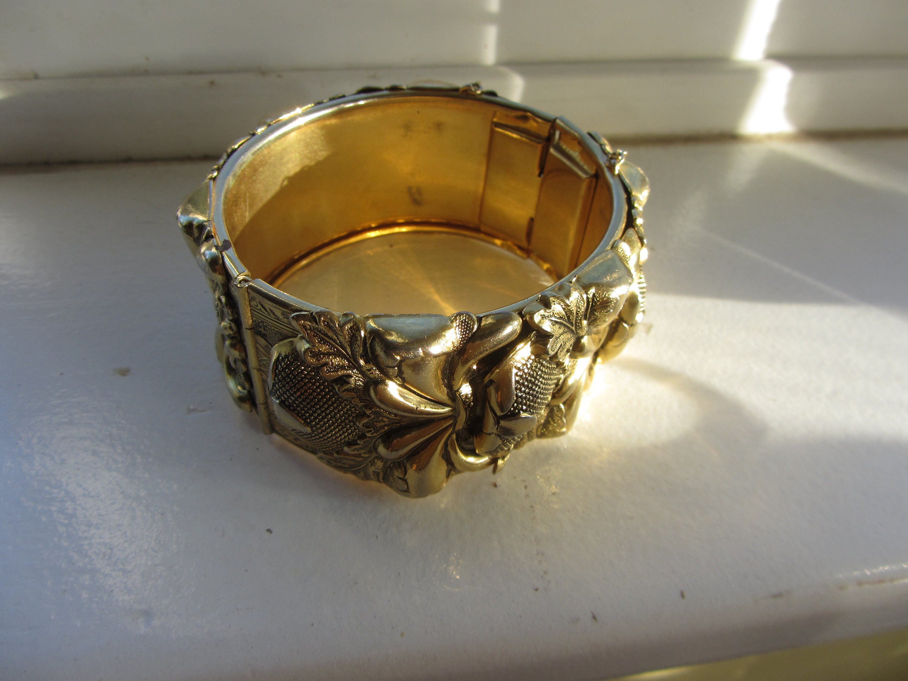 Vintage Vargas Bracelet - Etsy