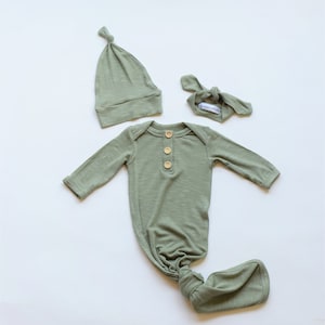 best knotted baby gowns