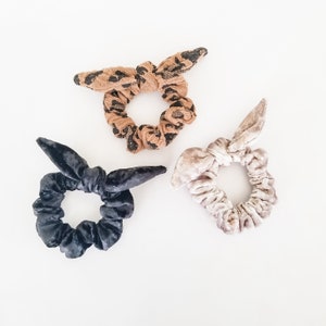 Mini Scrunchie Set For Girls, Animal Print Scrunchies For Toddlers, Toddler Scrunchies, Velvet Scrunchies, Girls Hair Accessories, Hair Ties