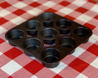 NICE Unmarked Wagner Popover Muffin Pan Bakeware Gem Pan Antique Collectible Cookware Style-S Vintage Cast Iron cn 1423