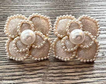 Pearl Floral Earrings - Mother of the Bride Earrings