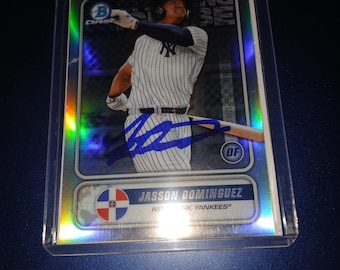 Tarjeta autografiada de Jasson Domínguez con certificado