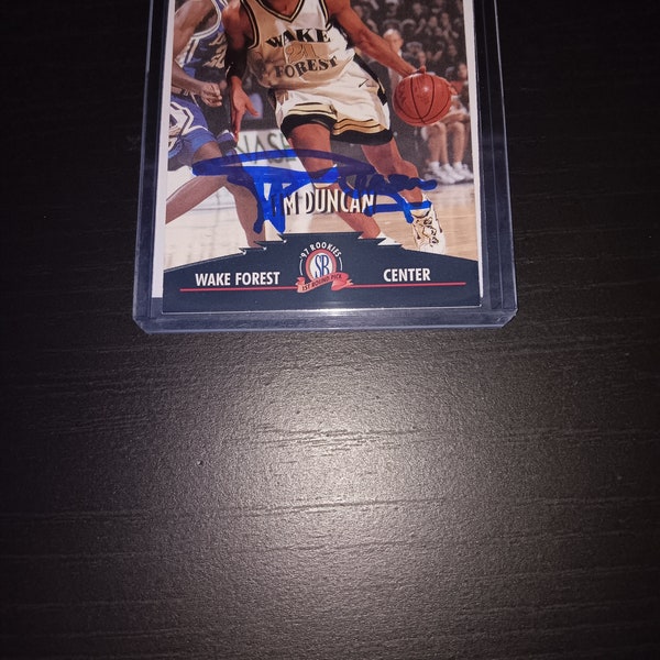 Tim Duncan autographed rookie card with coa