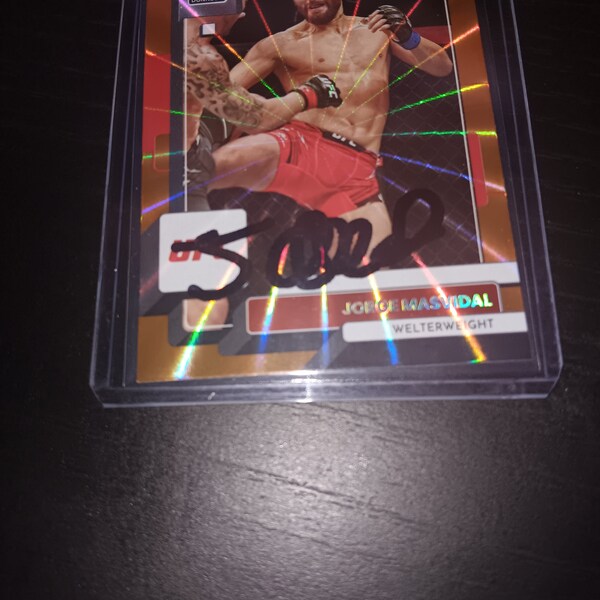 Jorge Masvidal autographed card with coa