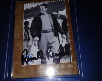 ドナルド・トランプの直筆サインカード（証明書付き） - Etsy 日本