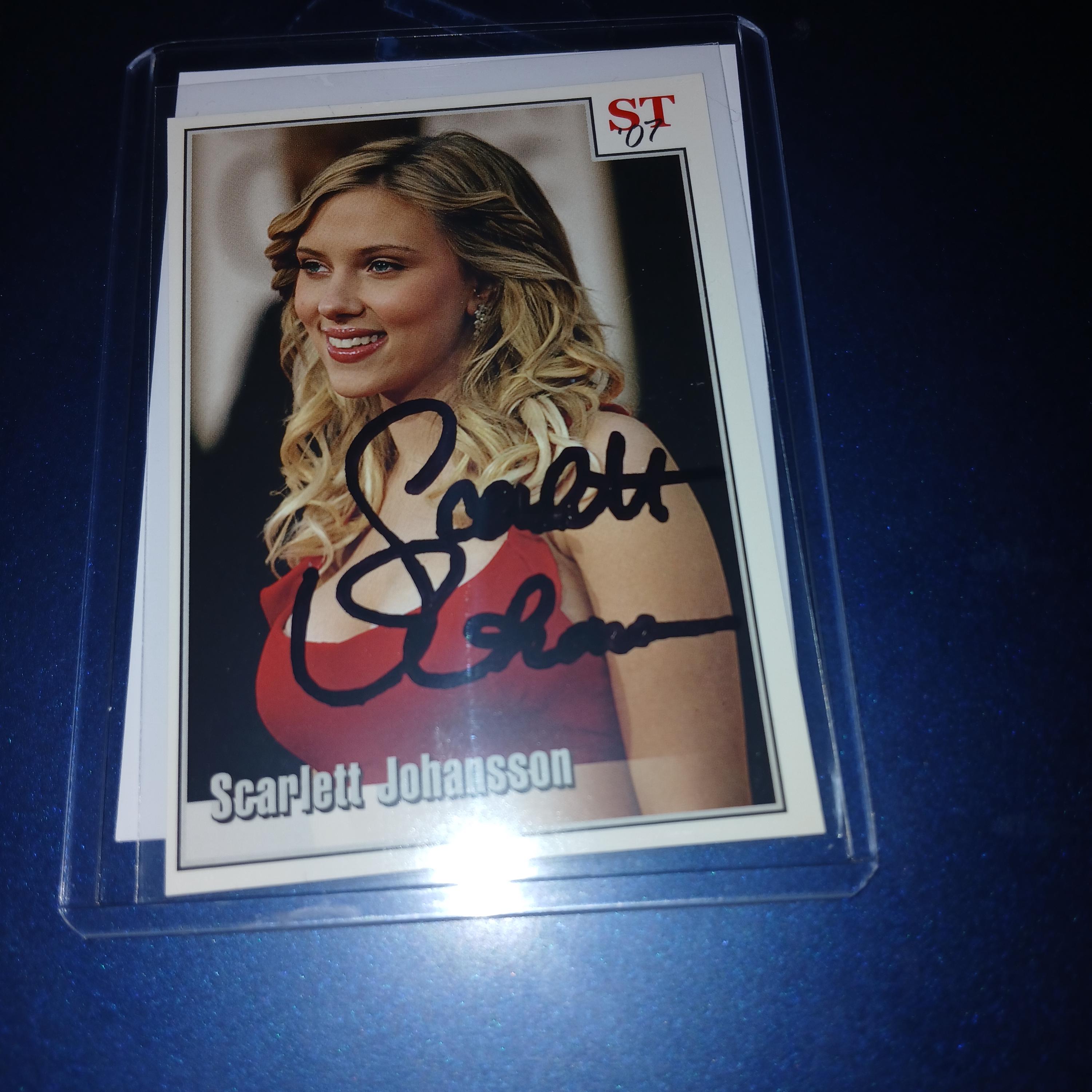 ハリウッド　女優　証明書付　スカーレット・ヨハンソン  直筆サイン 入りフォト Scarlett johansson autograph - Etsy 日本