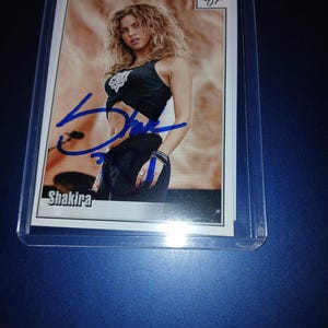 Shakira signierte Karte mit Echtheitszertifikat