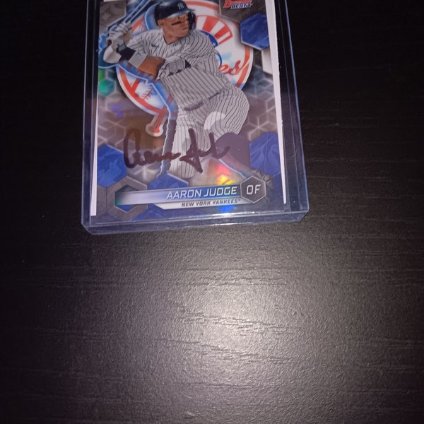 Aaron Judge autographed card with coa