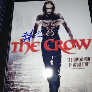 Brandon Lee signierte The Crow 8x10 mit Echtheitszertifikat