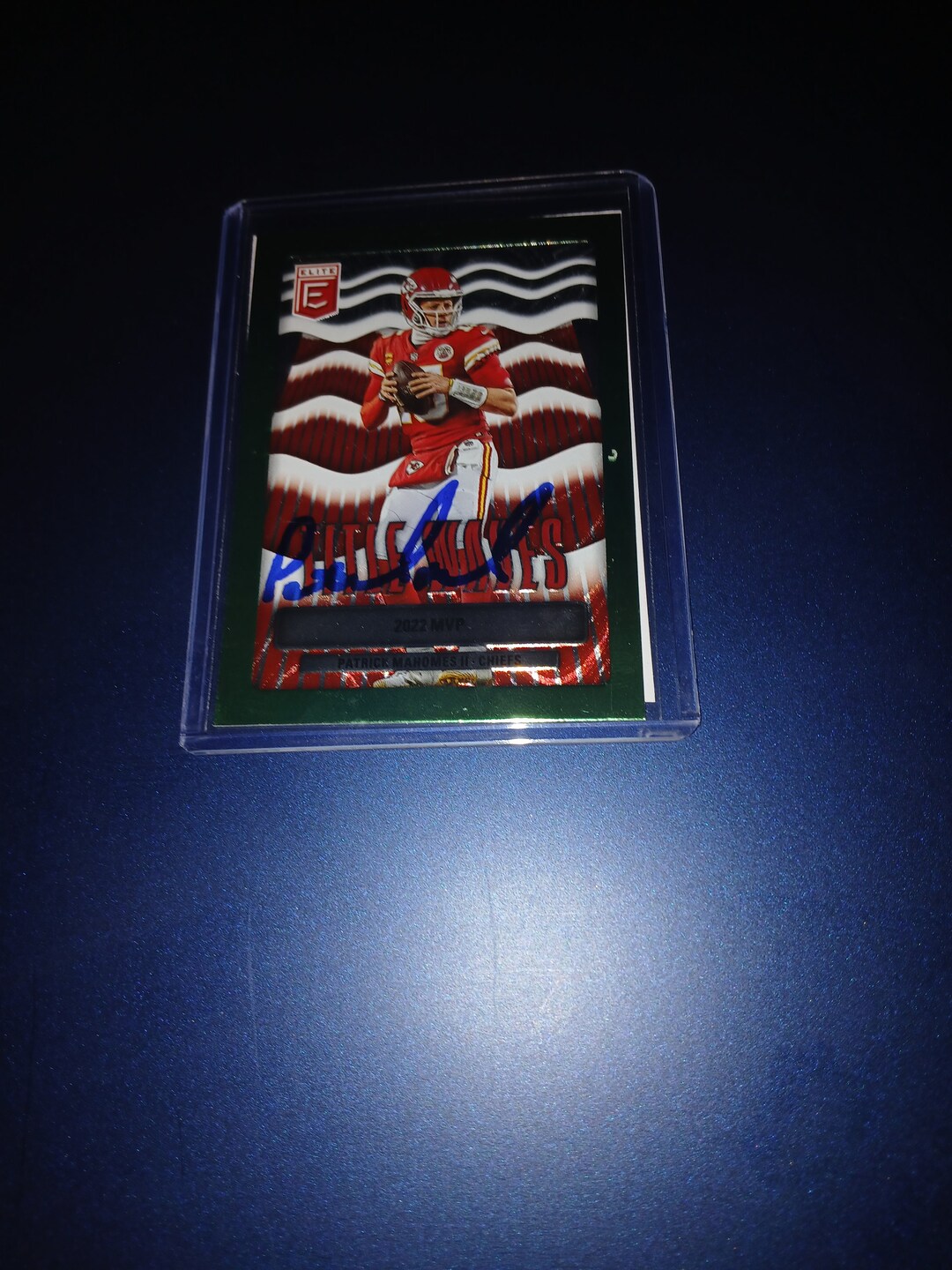 PATRICK MAHOMES signed autographed photo COA Hologram main image 1