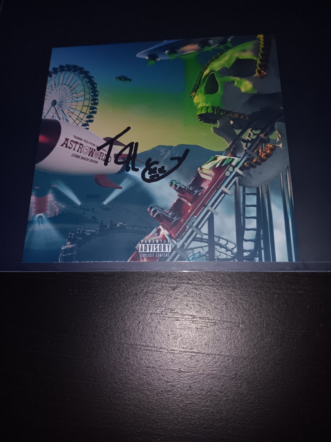 travis scott autographed shoes