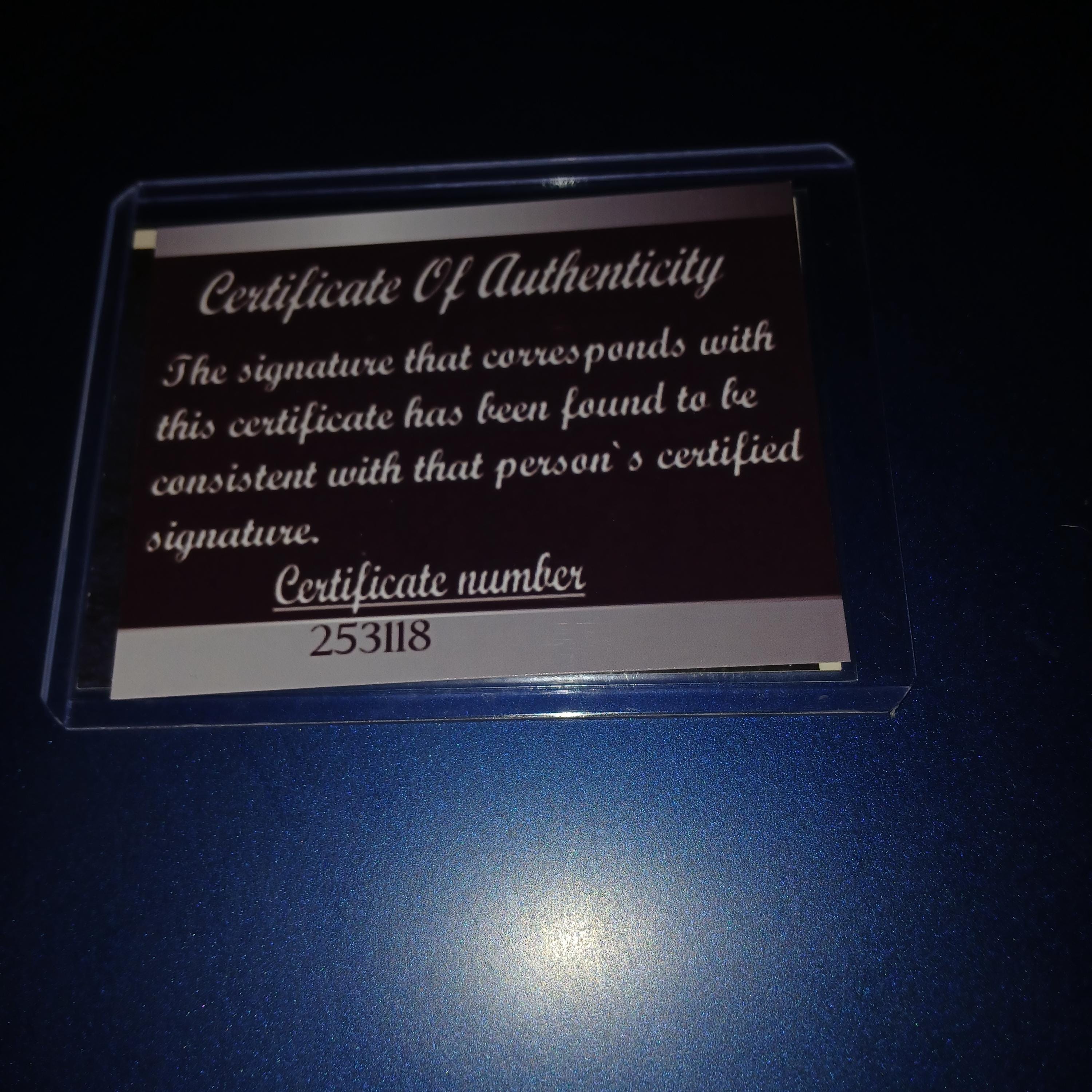 ピーター・ウェラー直筆サイン入りロボコップカード（証明書付き