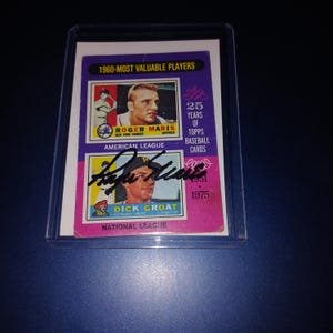 Cartão autografado por Roger Maris com COA