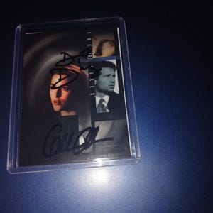 David Duchovny, Gillian Anderson signierte Akte X Karte mit Echtheitszertifikat
