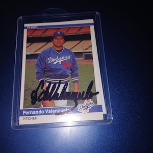 Carta autografata di Fernando Valenzuela con certificato