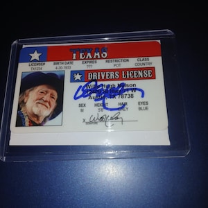 Willie Nelson Carteira de motorista autografada com certificado de autenticidade