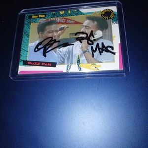 Tarjeta autografiada de Chris Rock y Bernie Mac con el logo