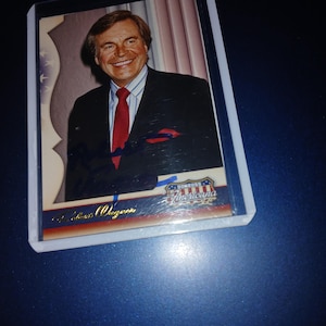 Robert Wagner autographed card with coa