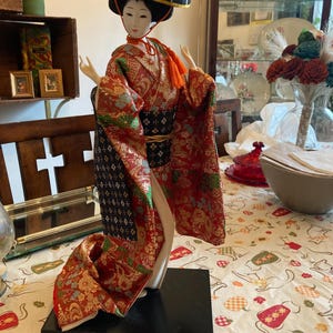 Vintage Japanese Porcelain Geisha Doll