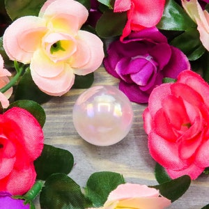 Angel Aura Rose Quartz Sphere | Self Love Crystal Ball | Witchy Home Decor bild 4