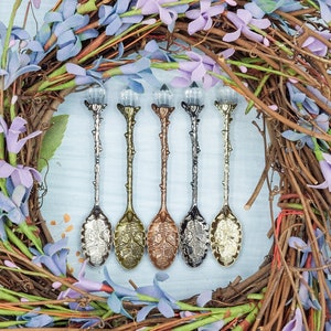 Witchy Spoon for Tea Leaves | Crystal Tea Spoon for Altar Decor | Decorative Spoon for Kitchen Witch | Vintage Style Quartz Spoon