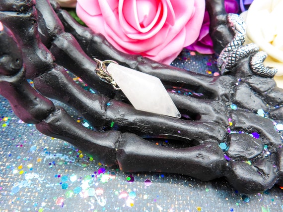 Clear Quartz Crystal Pendulum for Divination | Scrying Tool | Dowsing Pendulum | Psychic Reading