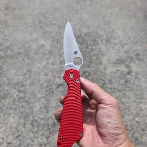 Spyderco Paramilitary 2-weegschaal., PM2-staartweegschaal.