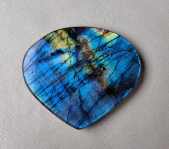 ハートシェイプ ブルー ファイア ラブラドライト ジェムストーン