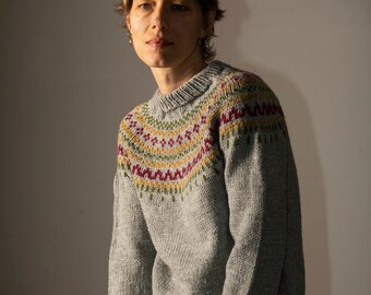 Handmade Wool pullover from 70-80s made in Iceland /warm wool sweater / vintage pullover/size S