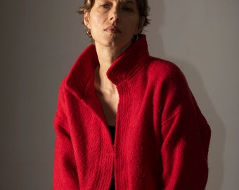 Cardigan rouge en laine vintage fait main, veste/pull des années 80-90 / veste en laine rétro/oversize/taille M