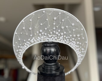 Modernized Headband for Vietnamese Ao Dai in White, Lace Details with Beadings, Adjustable - Mấn Khăn Đống Áo Dài Cưới