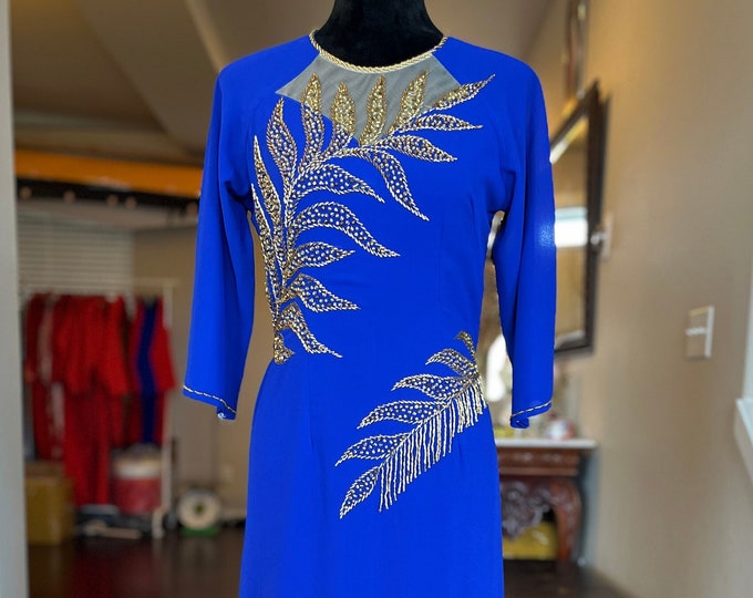 Vietnamese Ao Dai Dress, Double Layers Chiffon, Hand-beading Details in Blue, Custom Size and Colors | Áo Dài Trung Niên, May Theo Số Đo