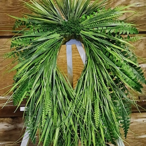 Medium Size Grass and Fern Wreath, Year Round,  Front Door Wreath, Farmhouse Wreath