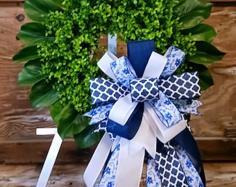 XL Elegant Chinoiserie Navy Blue and White Wreath Bow,  Mailbox Bow, Home Decor Bow