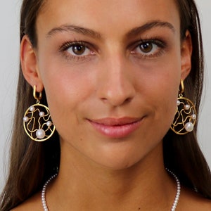 Statement earrings gold pearls, goldsmith handcraft top eyecatcher for the special occasion, trend earrings