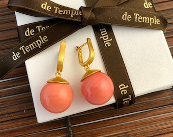 16 mm Conch Pearl Earrings, natural pink Conch Shell unusual jewelry gift for birthday in 925 silver with 18kt gold plating