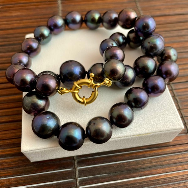 Edle schwarze Perlenkette, schönes Lüster, hochwertige Perlen, top Geschenkidee für die Liebste