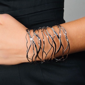 Statement bangle extraordinary design, goldsmith handcrafted in 925 silver rhodium-plated, white gold look, eye-catcher top evening jewelry