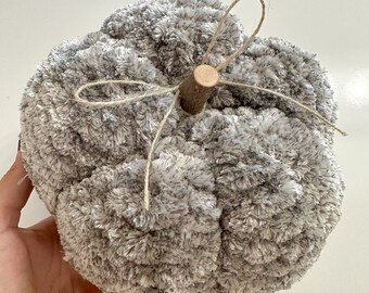 Crochet Pumpkins, Fall Decor, Pumpkin Decor, Farmhouse Decor, Pumpkins, Handmade Pumpkins, Velvet Pumpkin