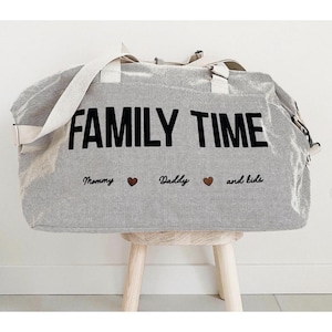 Sac de voyage personnalisé Sac à langer personnalisé Sac famille personnalisé Sac maternité personnalisé Sac personnalisé beige Sac image 4