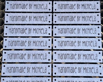 0,5 x 2 '' (1,27 cm x 5,08 cm) Benutzerdefinierte Nähetiketten. Schöne personalisierte vegane Stricketiketten, Produktanhänger, Alcantara-Leder.