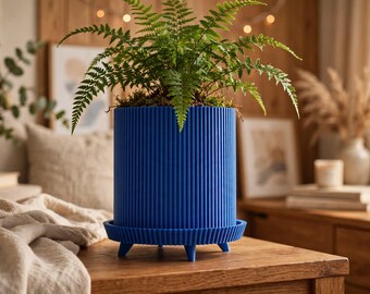 Ribbed Planter with Saucer, Modern 3D Printed Plant Pot, Decorative Indoor Planter, Unique Fluted Flower Pot, Contemporary Home Decor