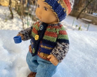 Caring for baby AG 8 inch_ Wollpullover und Mütze mit Holzknöpfen_Ein Sweatshirt für eine 8 Inch Puppe_ Handgemachter Pulli und Mütze für Puppen_AG_