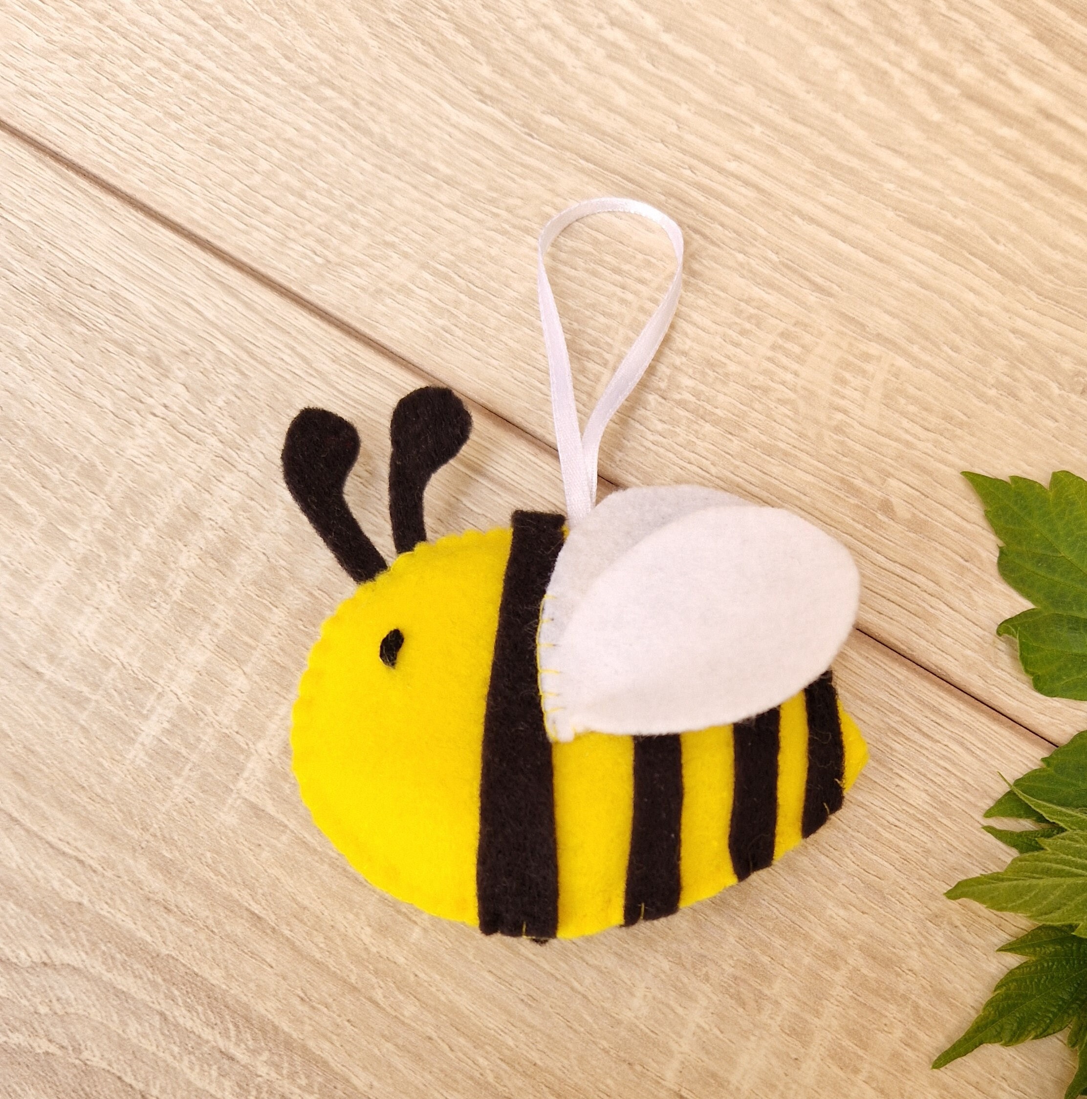 蜂の飾りフェルト - Etsy 日本